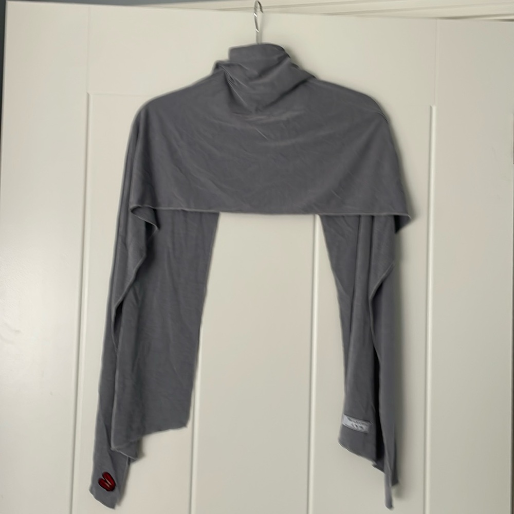 Scarf and face mask in one! Gray and white stripe scarf, brand- W.A.Y. Size OS